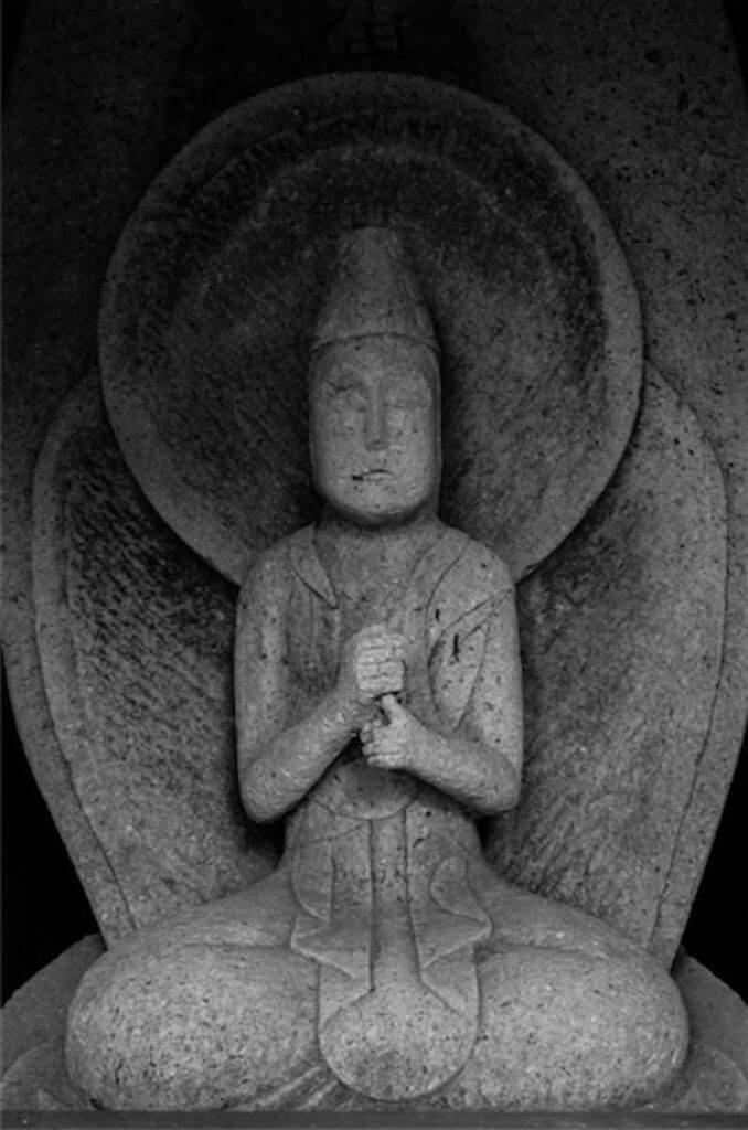 大日如来(宝泉寺の石仏)