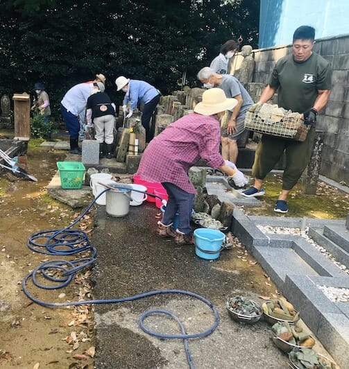 無縁墓の浄行(2020年8月2日)金沢宝泉寺